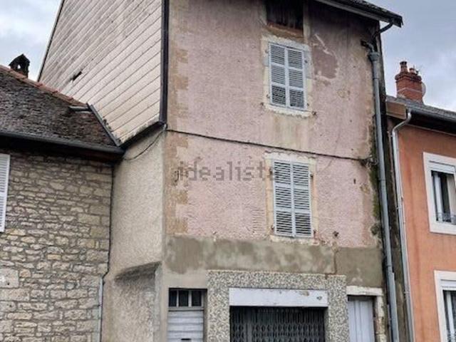 Maison, Mouchard