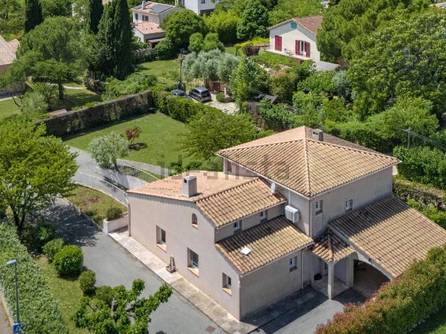 Maison, Mouans Sartoux