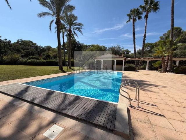 Maison, Mougins