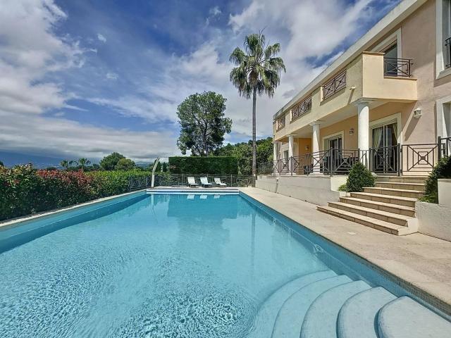 Maison, Mougins