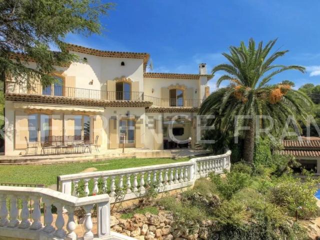 Maison, Mougins