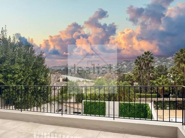 Maison, Mougins