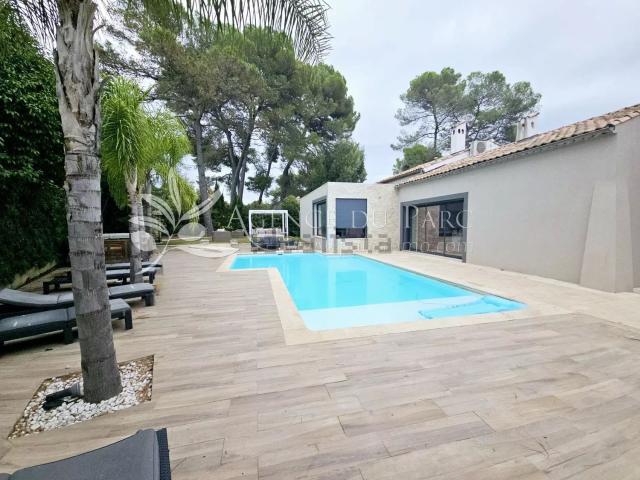Maison, Mougins