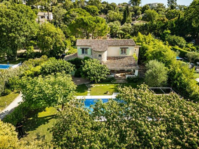 Maison, Mougins