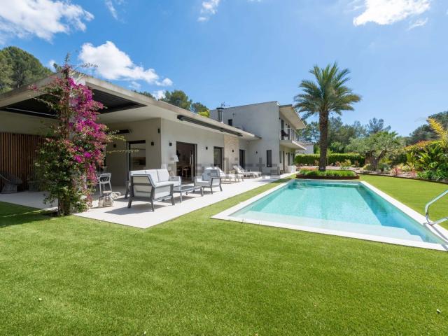 Maison, Mougins
