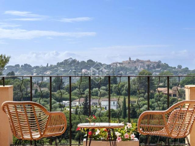 Maison, Mougins