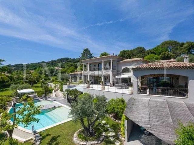 Maison, Mougins