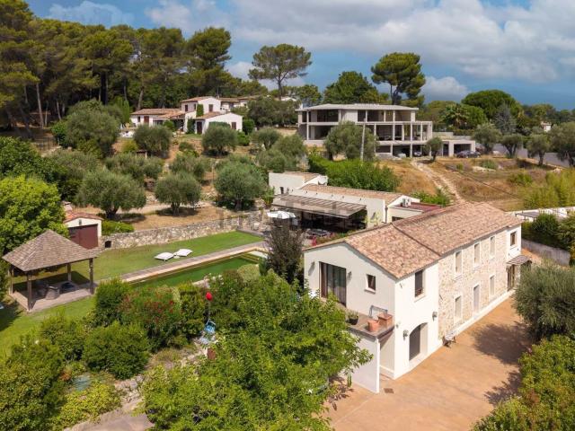 Maison, Mougins
