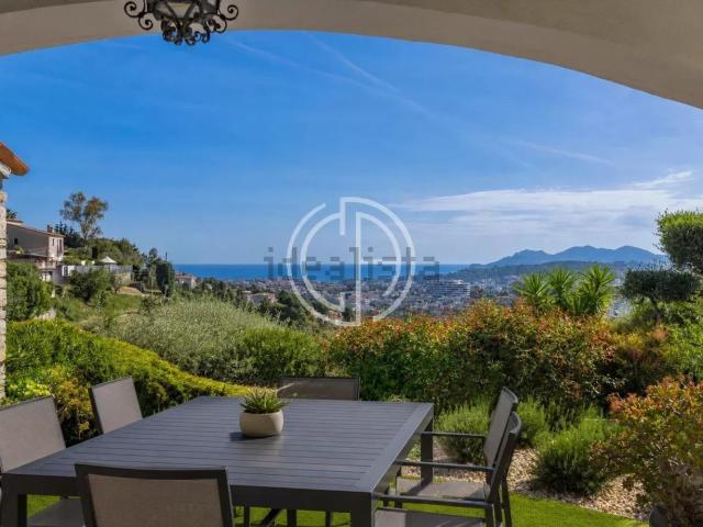 Maison, Mougins