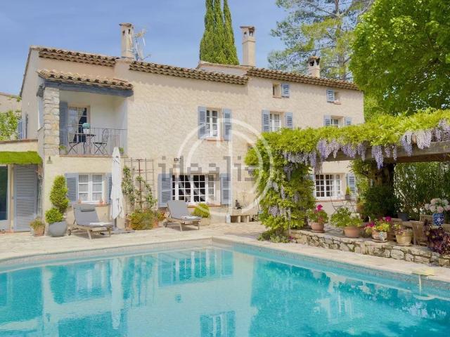 Maison, Mougins