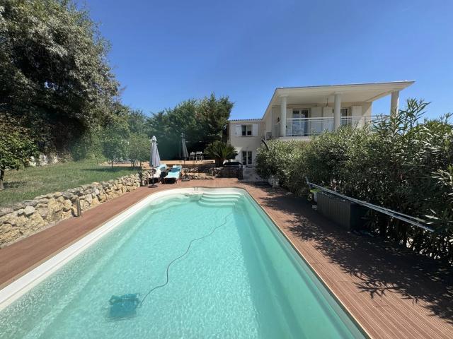 Maison, Mougins