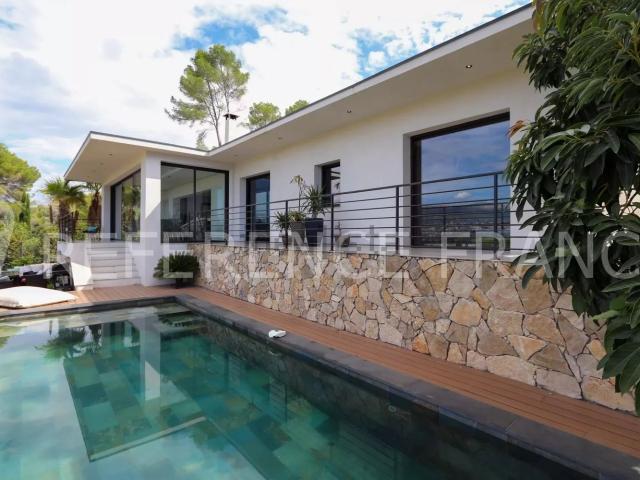 Maison, Mougins