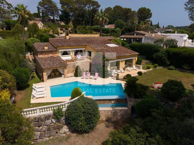 Maison, Mougins