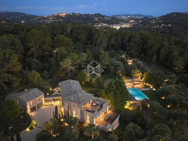Maison, Mougins