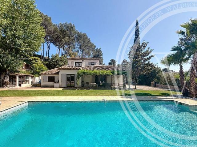 Maison, Mougins