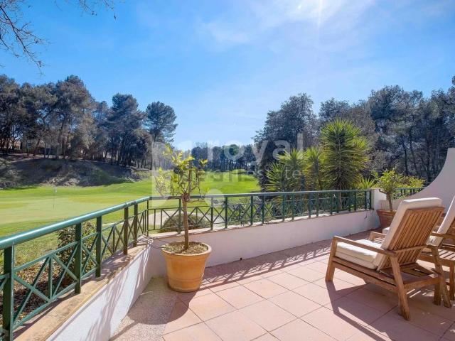 Maison, Mougins