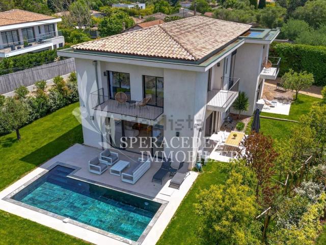 Maison, Mougins