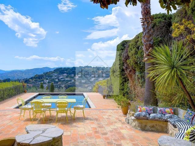 Maison, Mougins