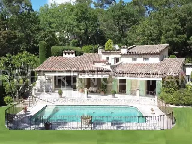 Maison, Mougins