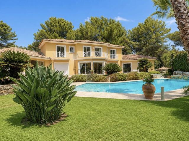 Maison, Mougins