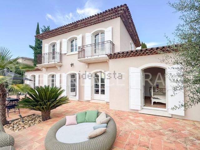 Maison, Mougins