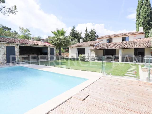 Maison, Mougins
