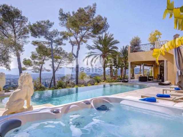 Maison, Mougins