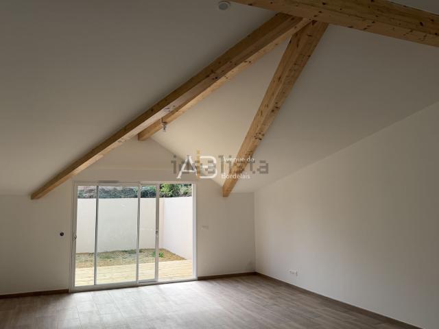 Maison, Moulon