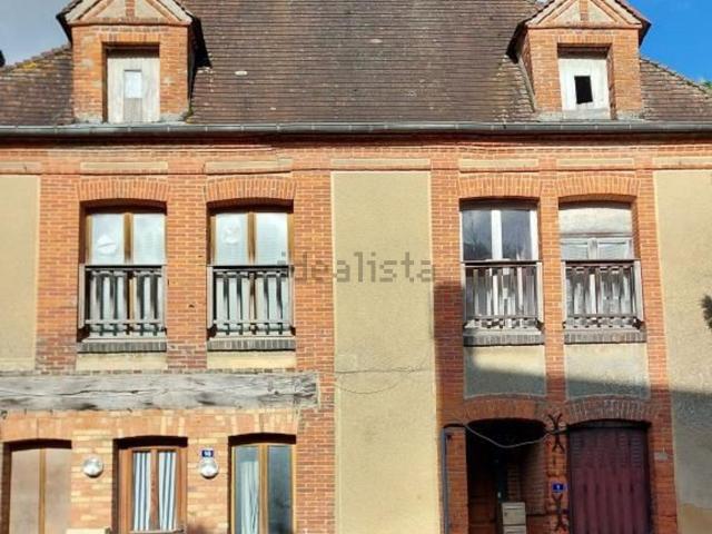 Maison, Moulins la Marche