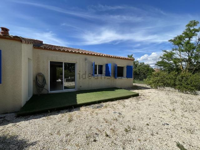 Maison, Moussan