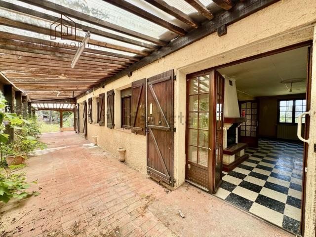 Maison, Moussan