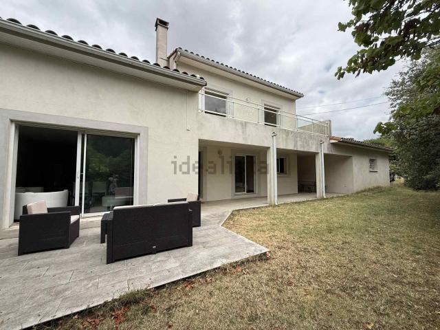 Maison, Moussoulens