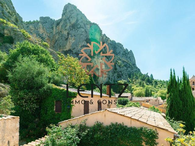 Maison, Moustiers Sainte Marie