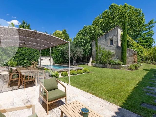 Maison, Mouriès