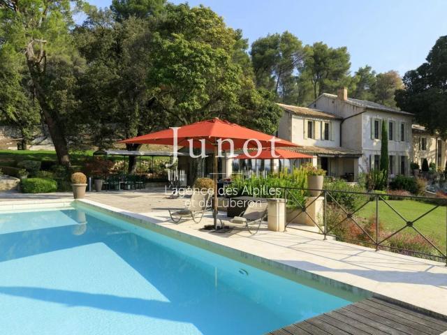 Maison, Mouriès