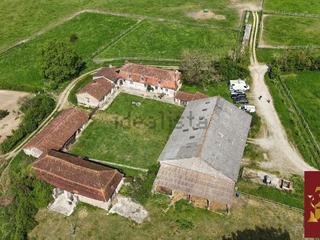 Maison, Mouterre sur Blourde