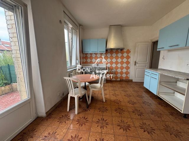 Maison, Moutiers