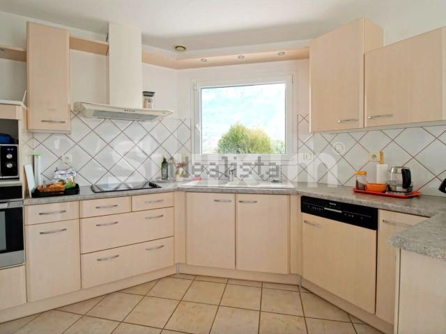 Maison, Mouxy