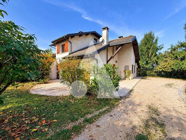 Maison, Mouxy
