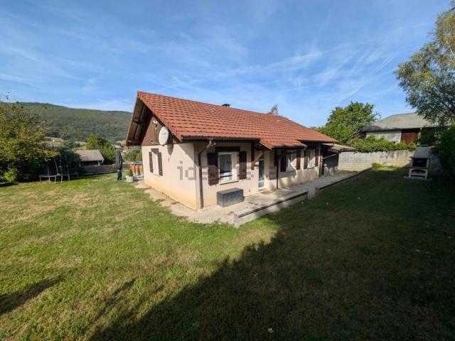 Maison, Moye