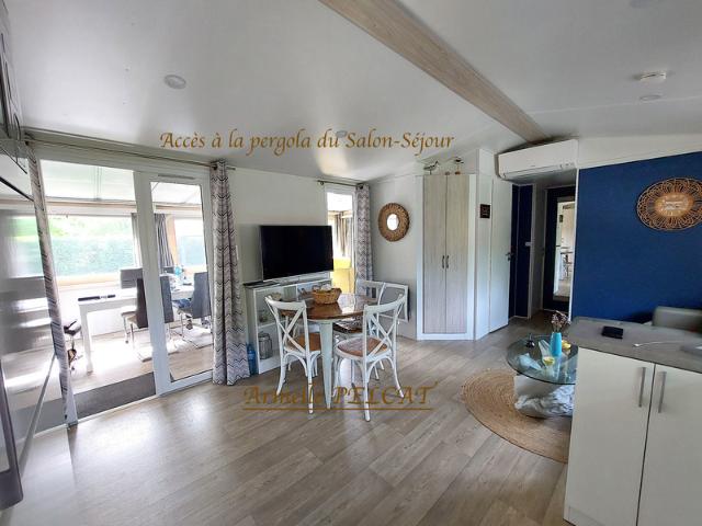 MAISON MOBILE OU MOBIL HOME AVEC PERGOLA VENDU AVEC TERRAIN TERRASSE PARKING ABRIS DE JARDIN CARPORT 3KM DE VILLERS SUR MER BLONVILLE