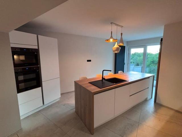 Maison moderne 2/3 ch. avec terrasse à Saint Vaast