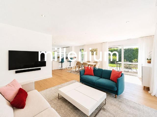 Maison moderne alliant confort et modernité à Chavannes des Bois