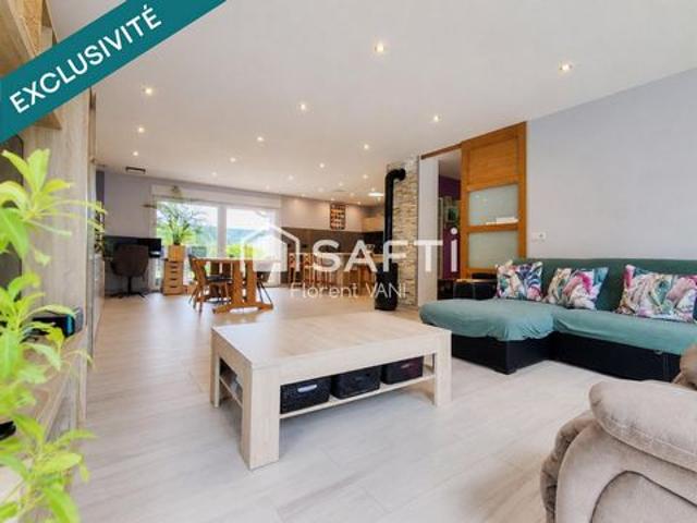 Maison moderne de plain pied Calme