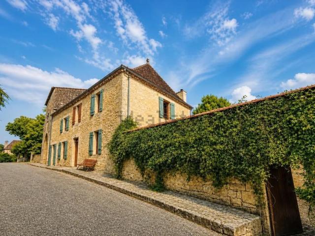 Maison, Molières