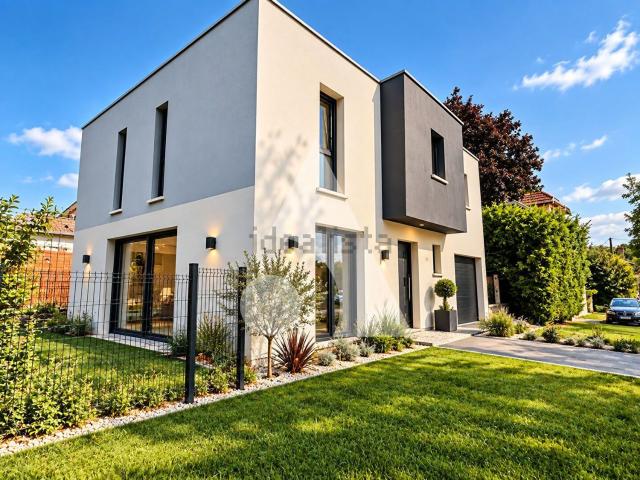 Maison, Moncel sur Seille