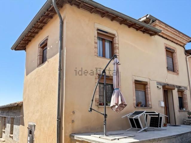 Maison, Monclar de Quercy