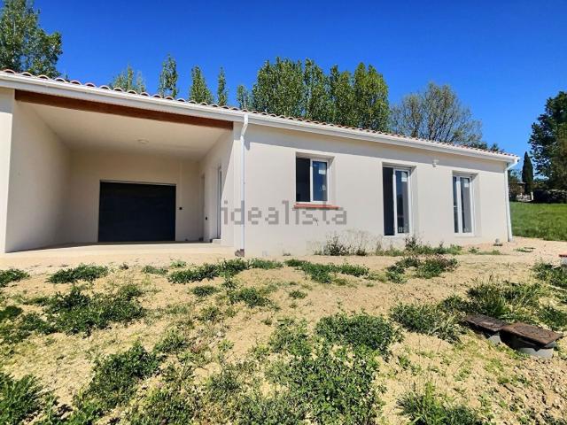 Maison, Monclar de Quercy