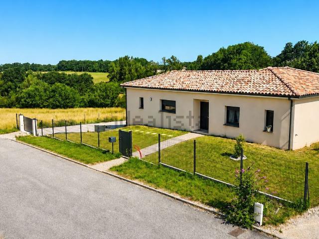 Maison, Monclar de Quercy