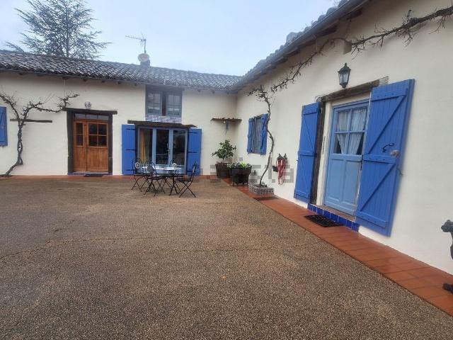 Maison, Monbardon
